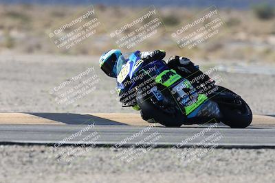 media/Oct-05-2025-CVMA (Sun) [[beeef4f201]]/Race 2-Supersport Middleweight/